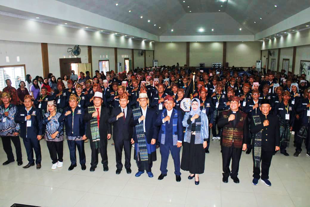 JR Saragih Lantik Pengurus HSGBP Kabupaten Simalungun dan Pengurus 30 Kecamatan